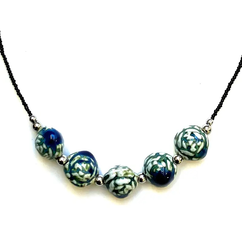 Collier LIVDRA Details